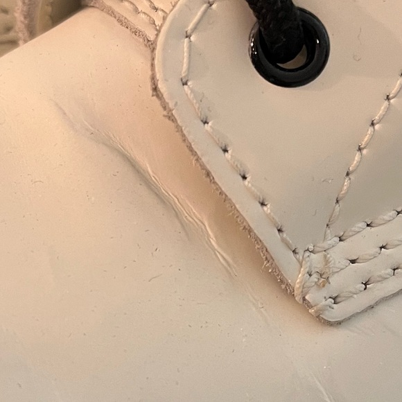 White Boots - Picture 3 of 3